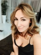 Сексуальная негритянка Марина, закажите онлайн